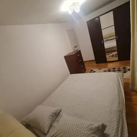 Apartment Aisha Apartament *